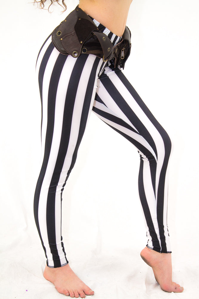 B/W Stripe Feminine Leggings