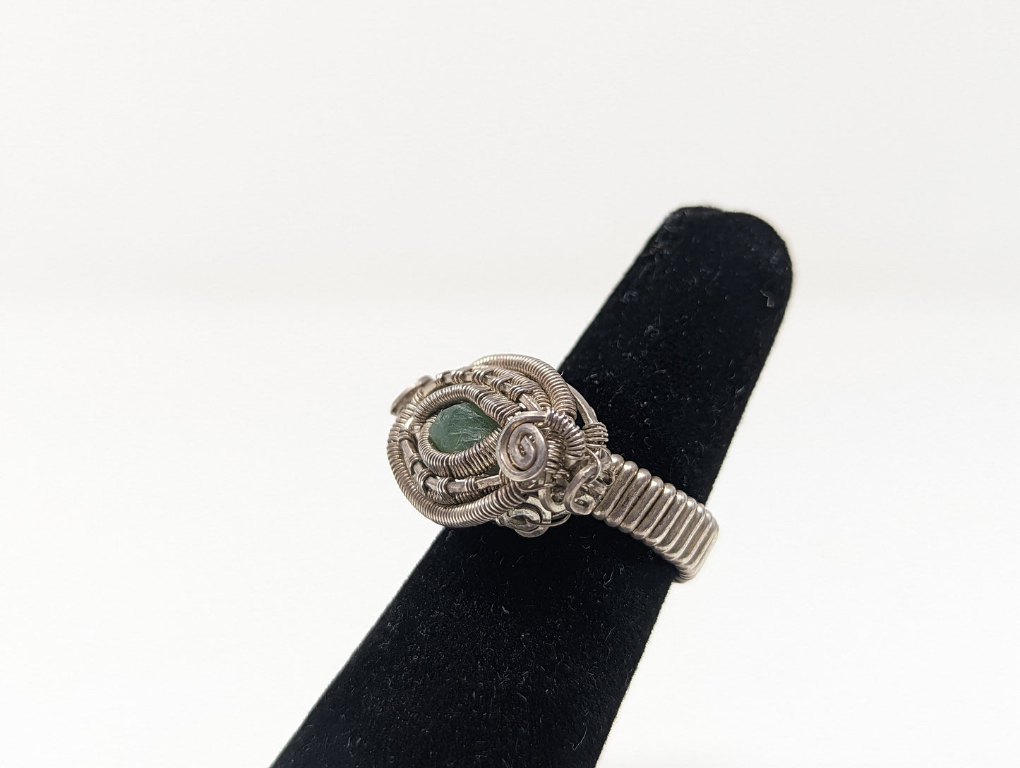 green garnet ring