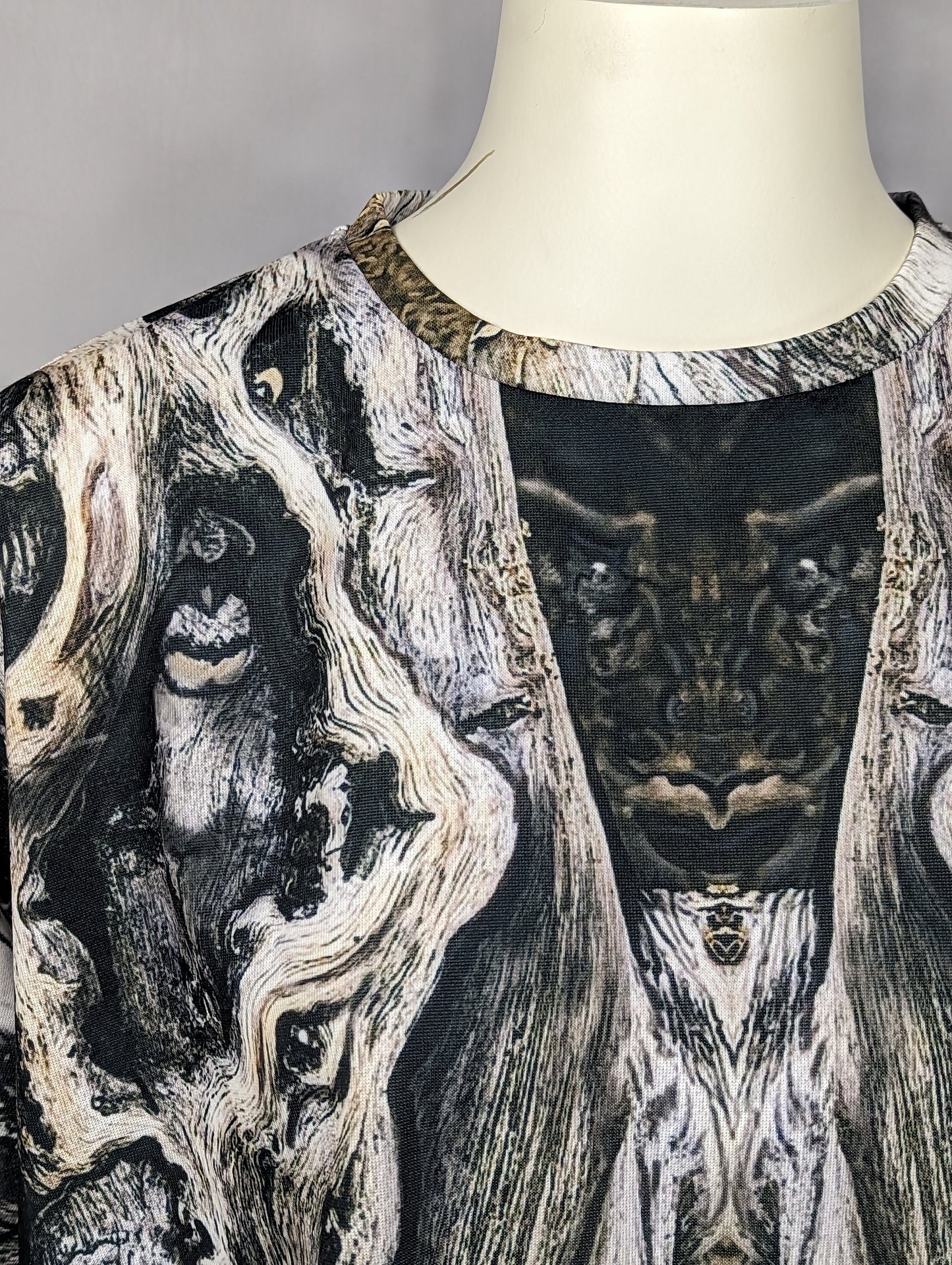 Ancient Ones Women's Lounge Cropped Tee