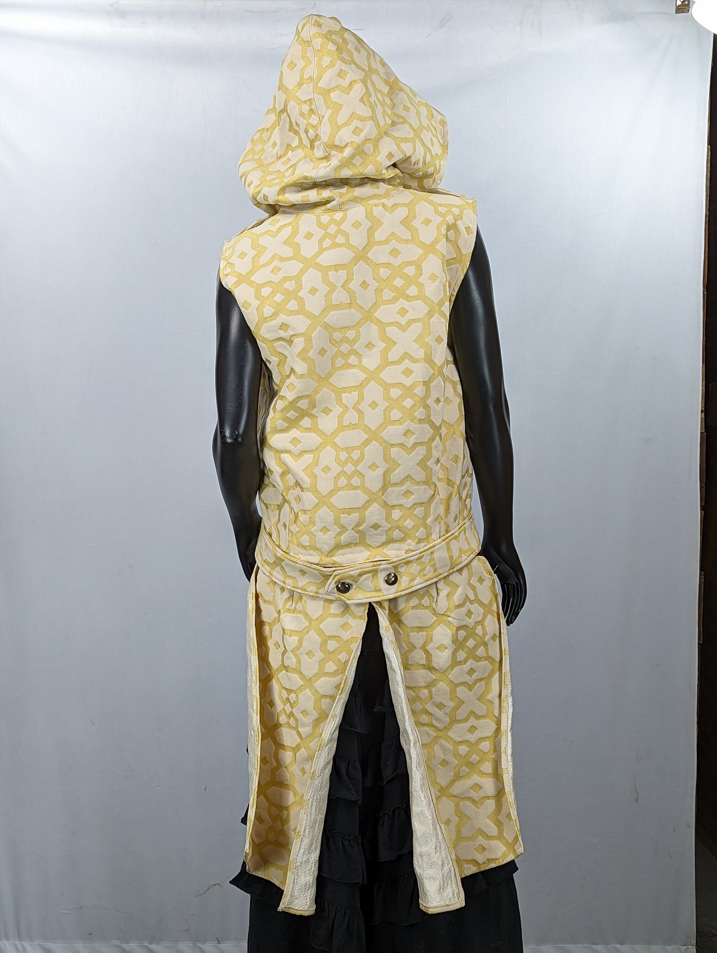 Hooded Tailed Festi-Vest