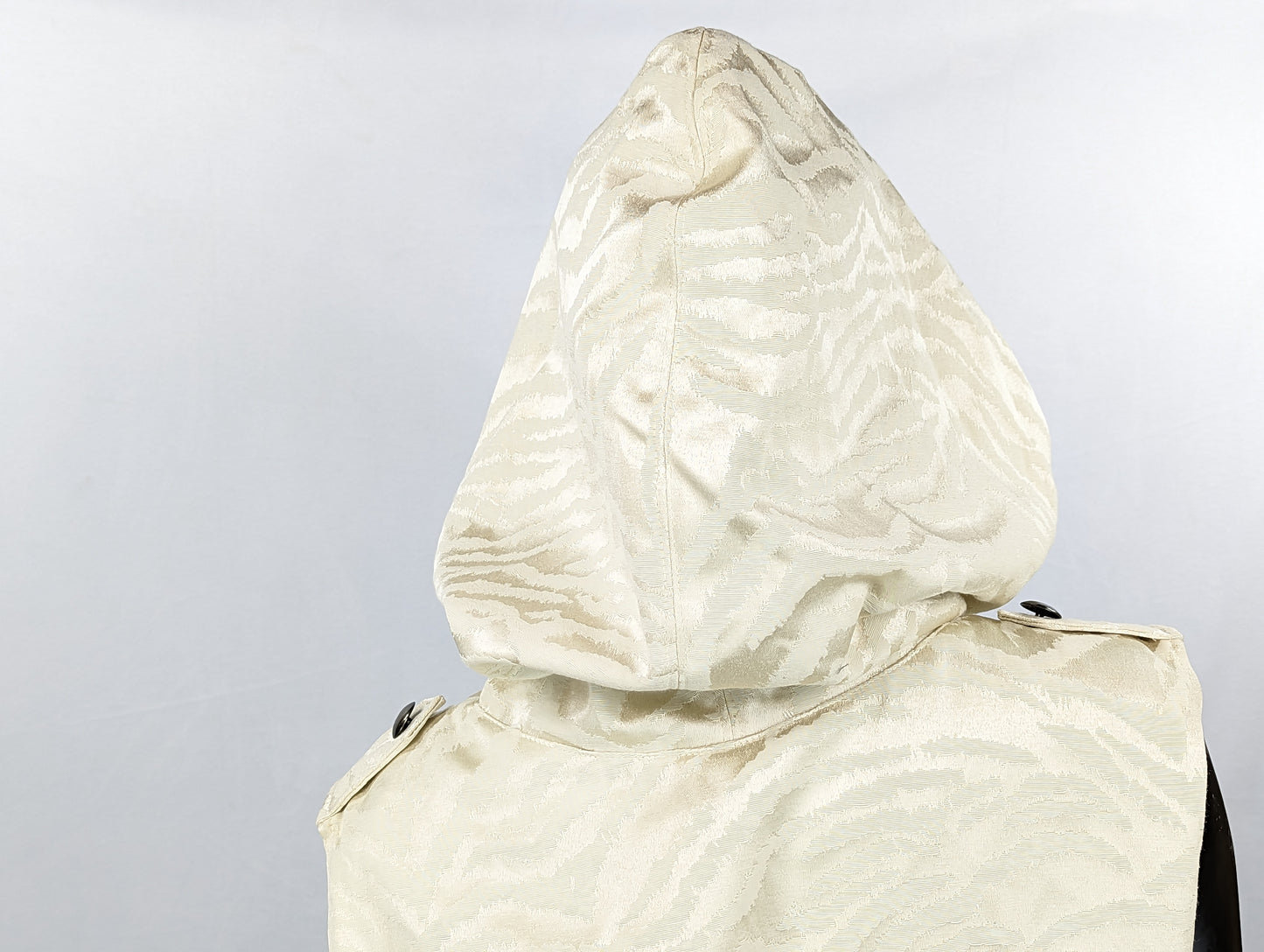 Hooded Tailed Festi-Vest