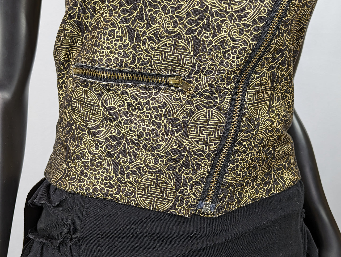 Hooded Tailed Festi-Vest