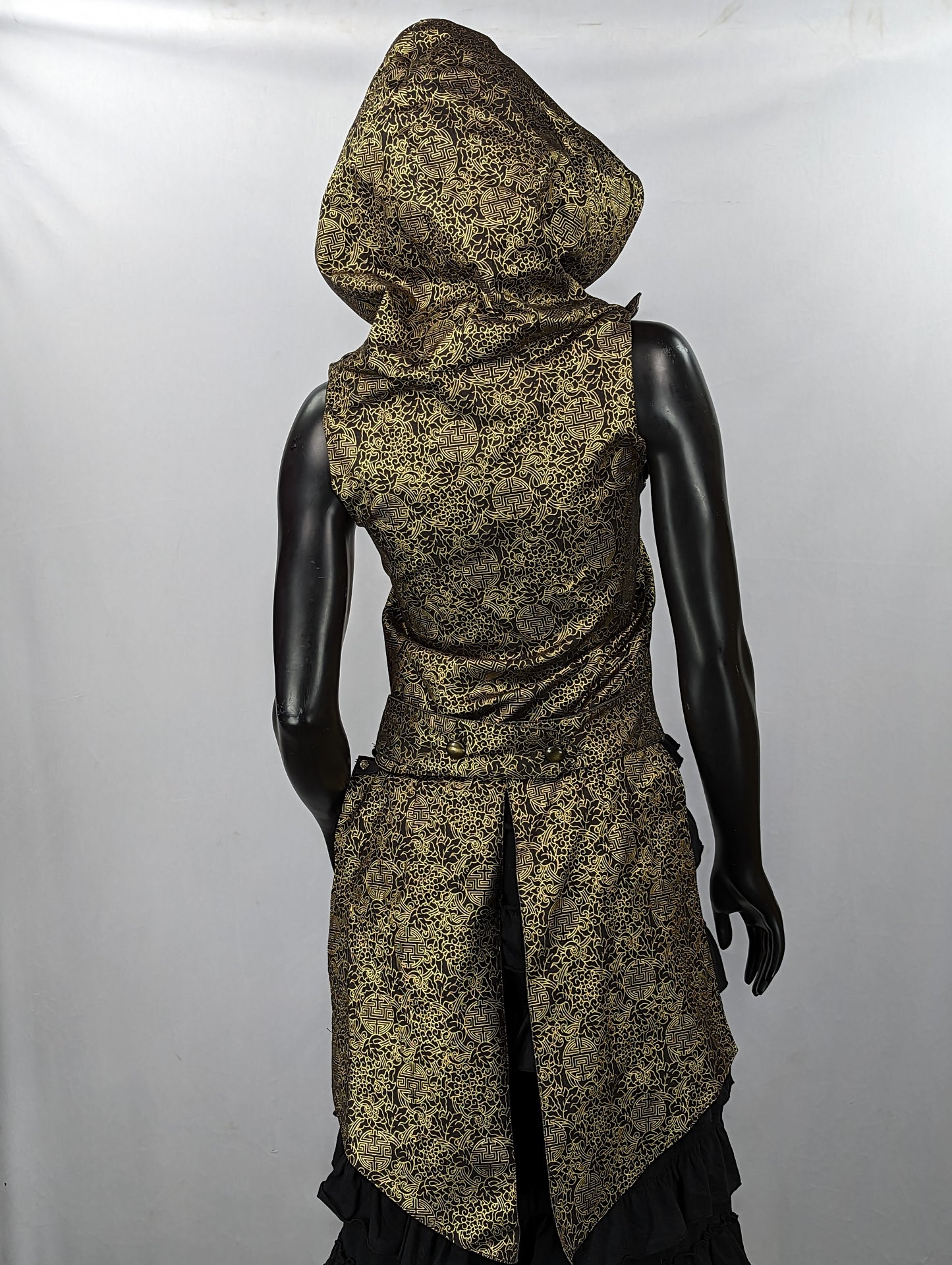 Hooded Tailed Festi-Vest