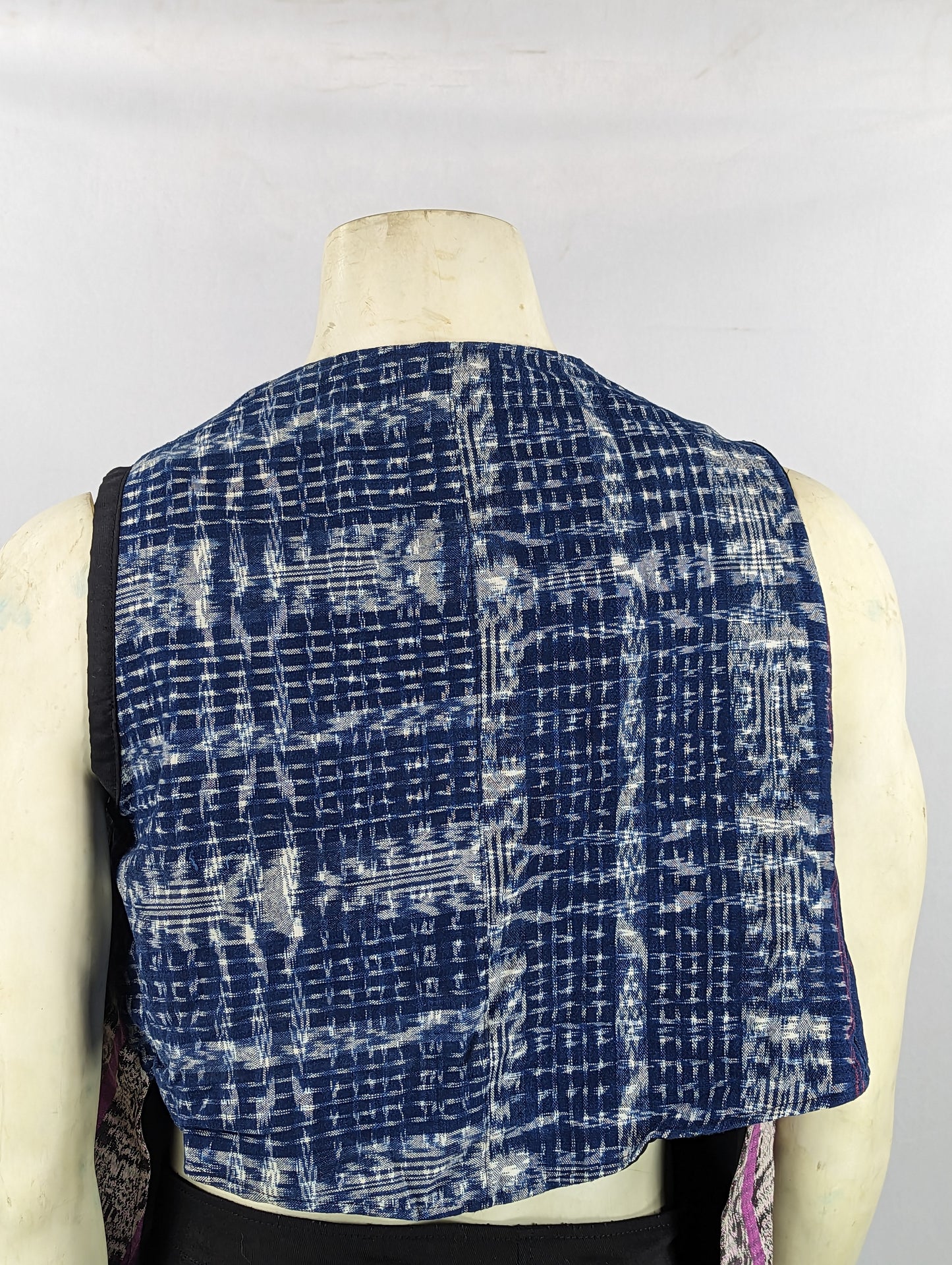 Tribal Pattern Vest with Pockets