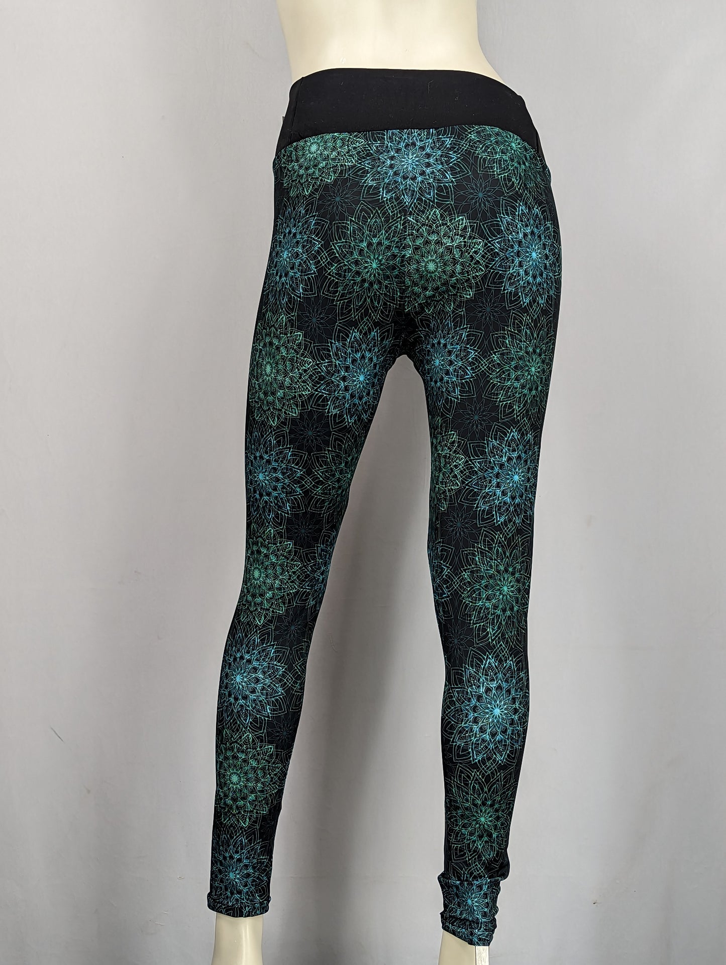 Black and Blue Mandala Leggings