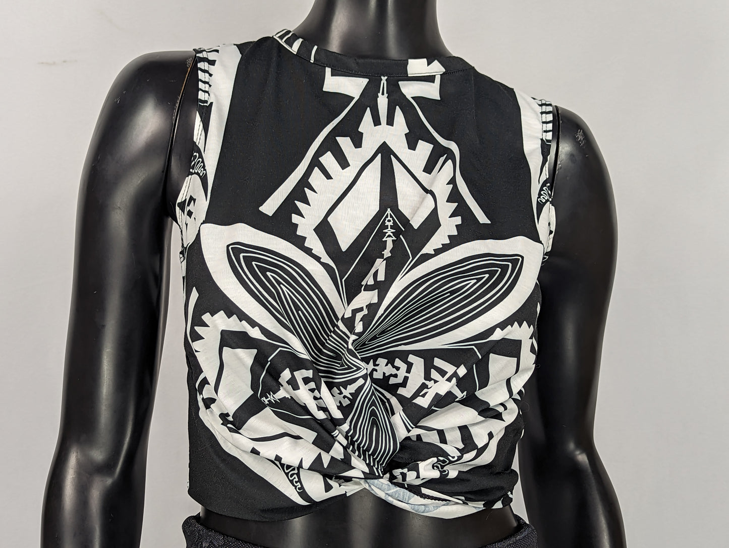 Twist Front Cropped Tops