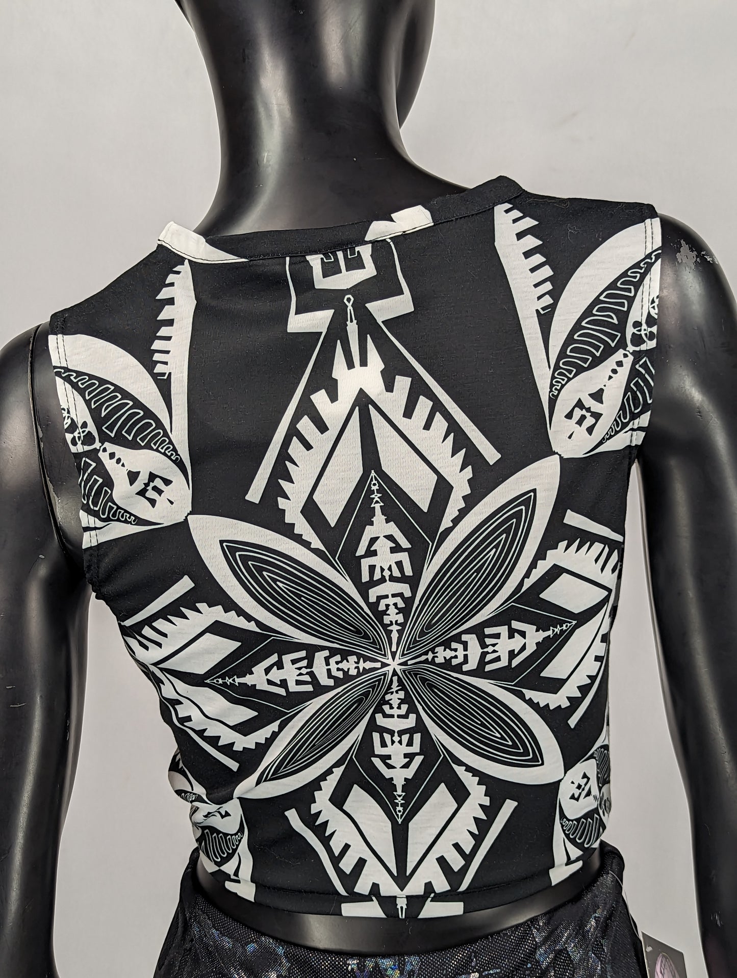 Twist Front Cropped Tops