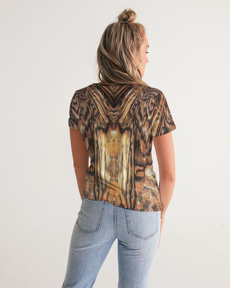 Lyran Lightworker Women's V-Neck Tee