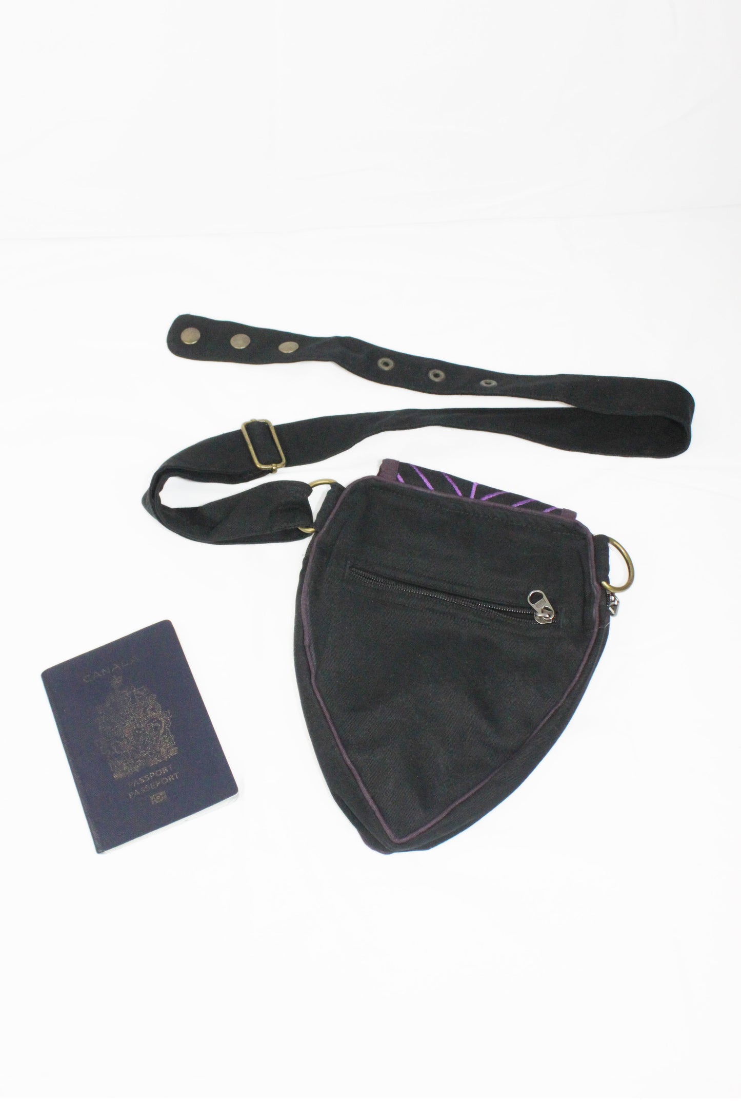 Belt: Leaf Teardrop Pouch [ABO-303B]